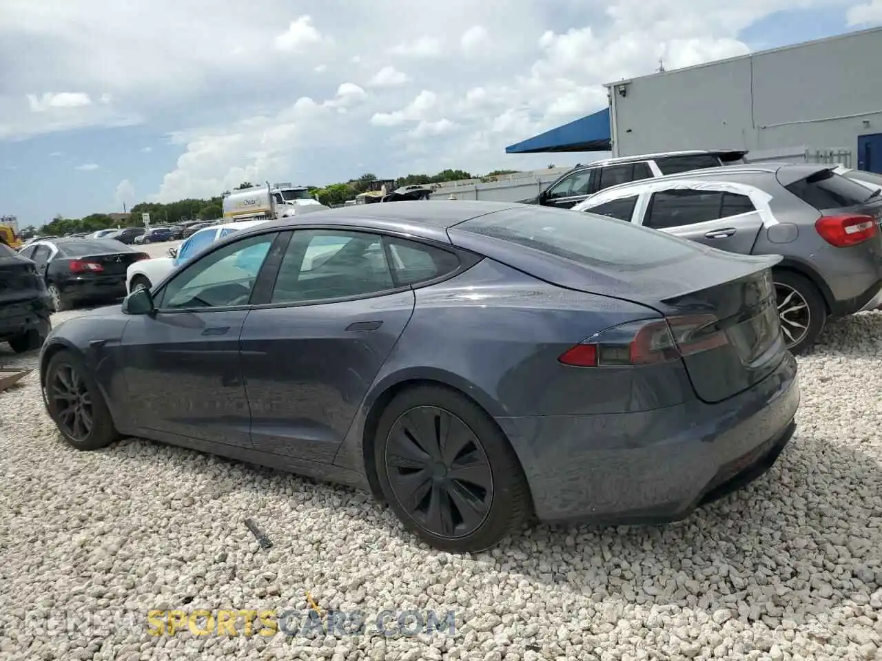 2 Photograph of a damaged car 5YJSA1E63MF451746 TESLA MODEL S 2021