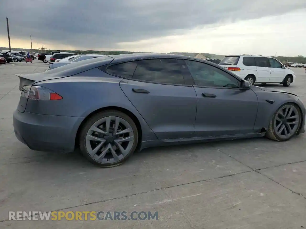 3 Photograph of a damaged car 5YJSA1E64MF452324 TESLA MODEL S 2021