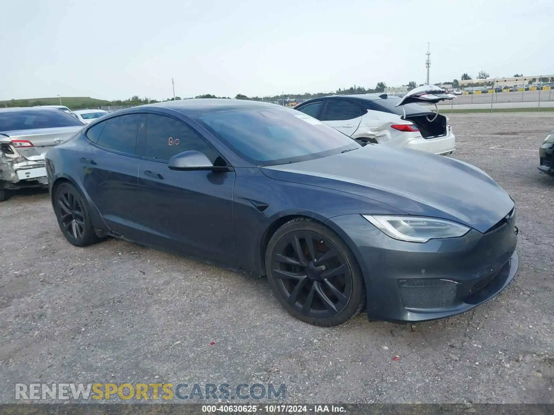 1 Photograph of a damaged car 5YJSA1E66MF431345 TESLA MODEL S 2021