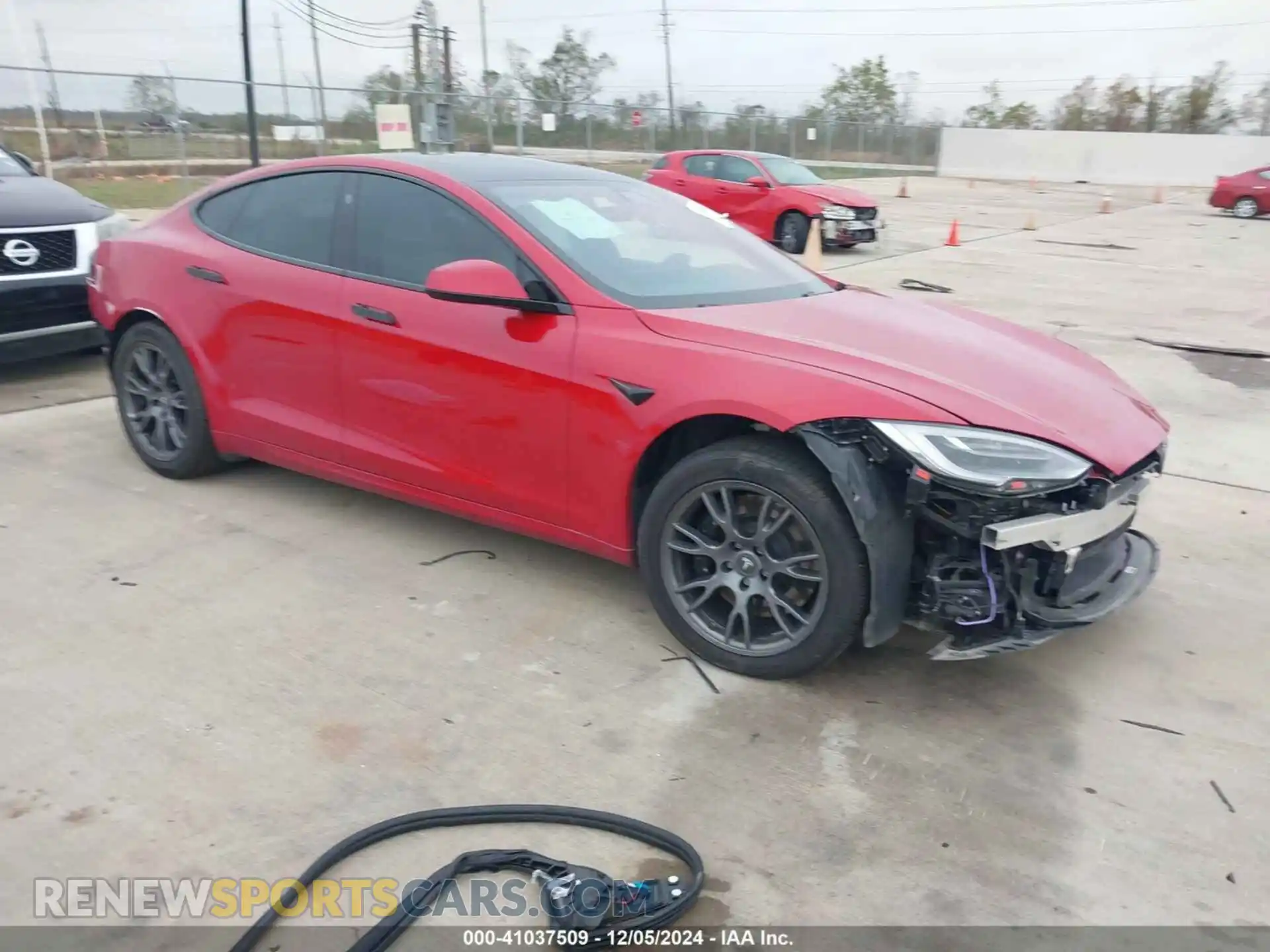 1 Photograph of a damaged car 5YJSA1E69MF438080 TESLA MODEL S 2021