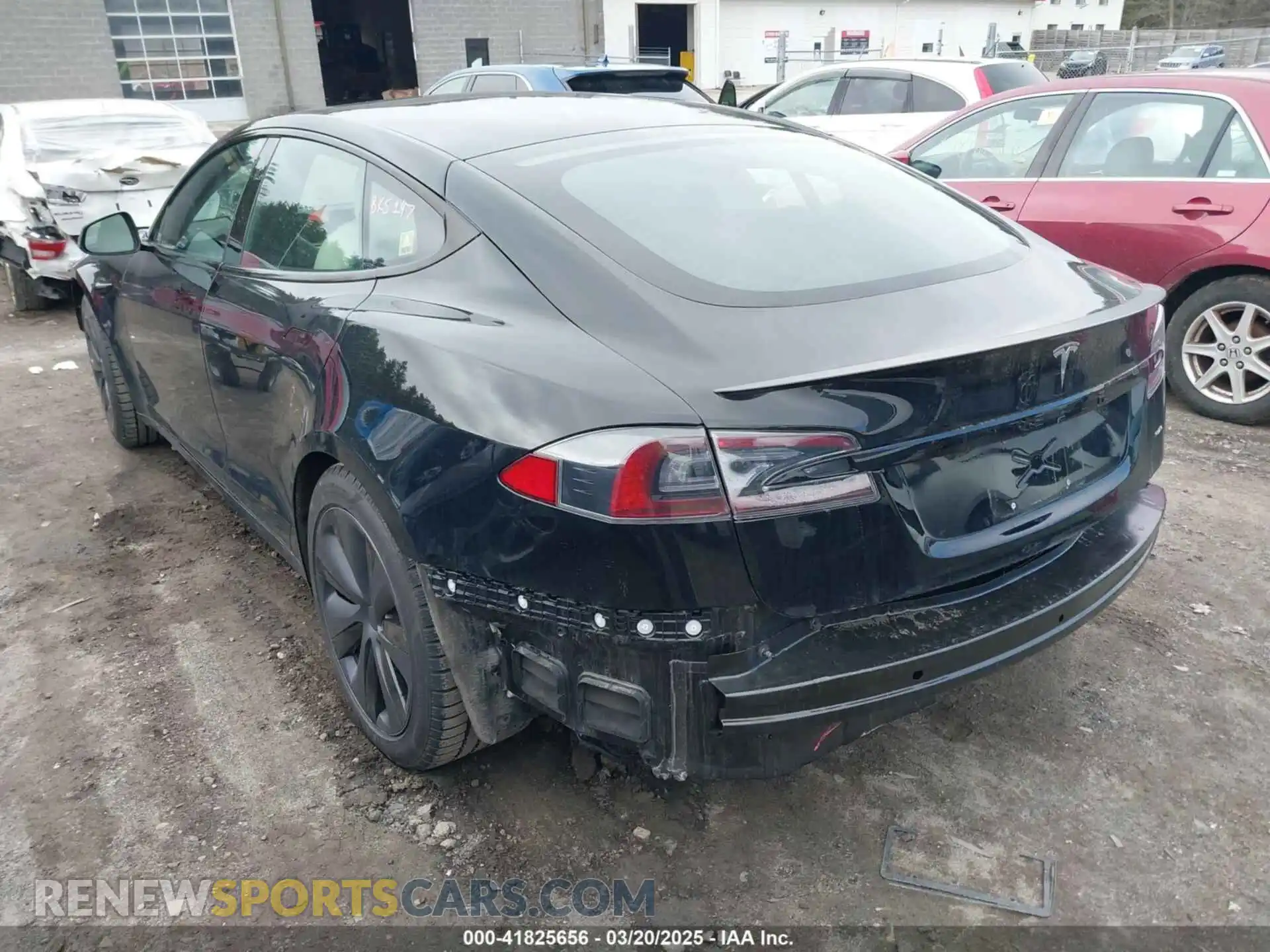 3 Photograph of a damaged car 5YJSA1E69MF439147 TESLA MODEL S 2021