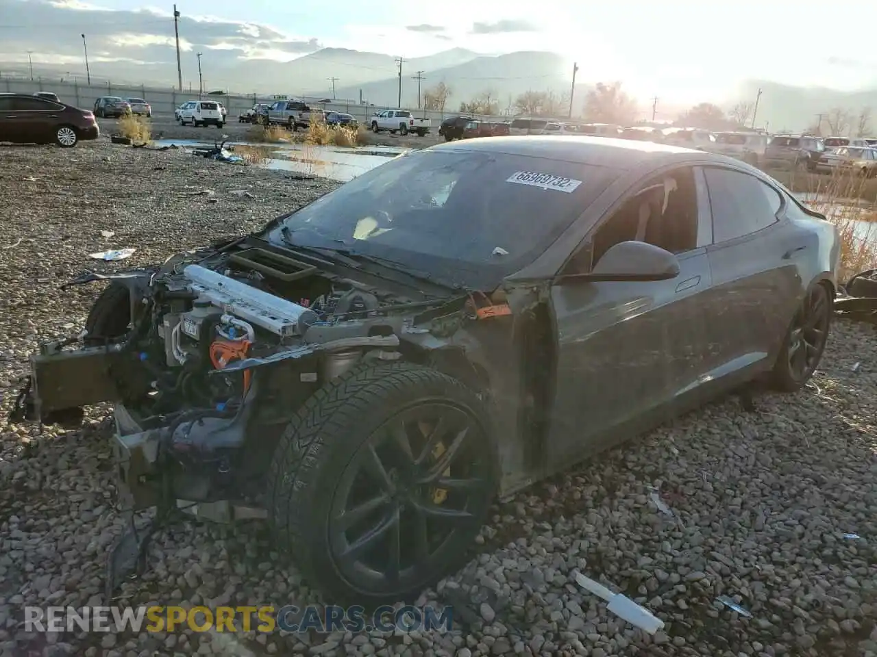 1 Photograph of a damaged car 5YJSA1E6XMF433387 TESLA MODEL S 2021