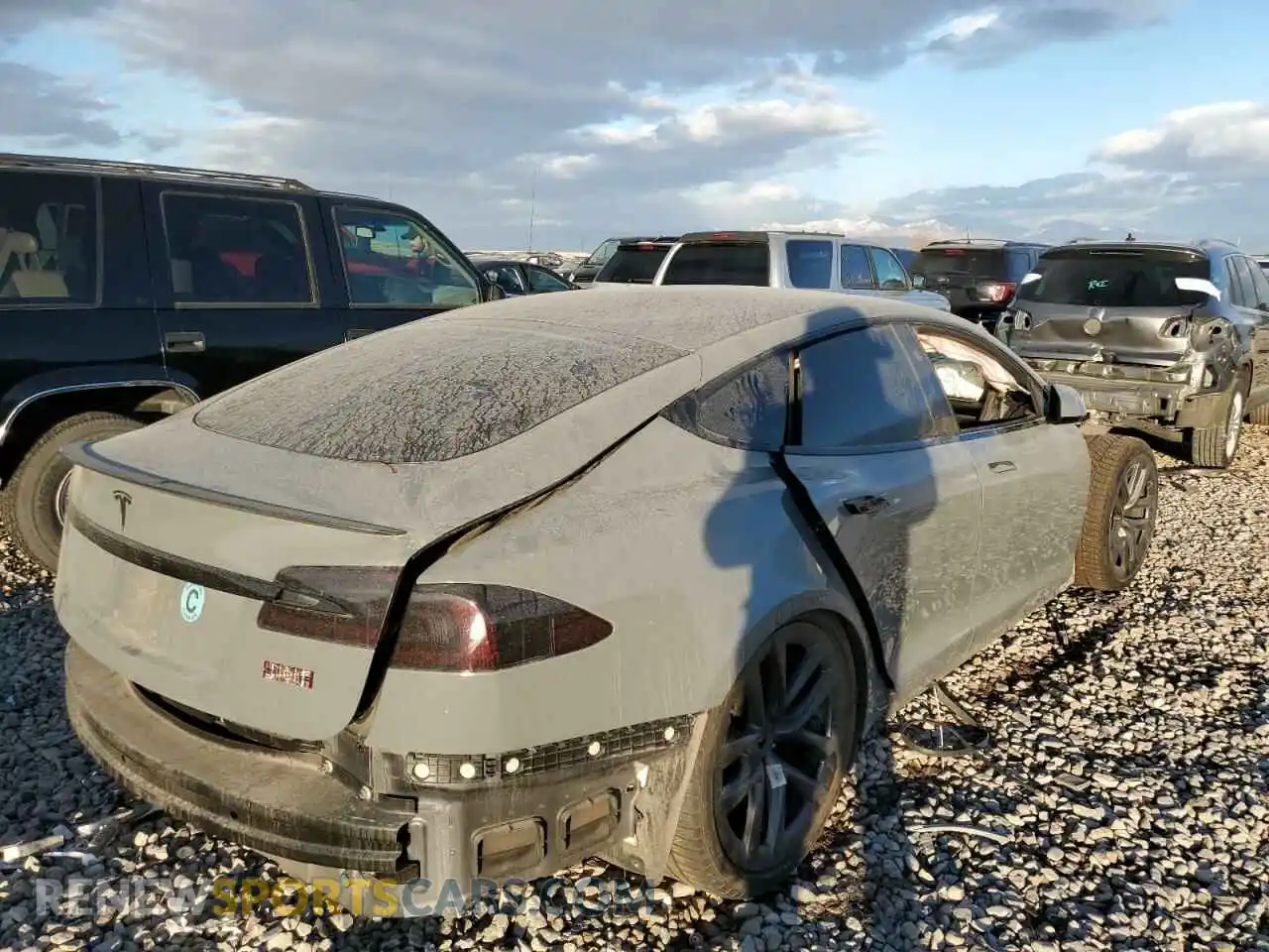 3 Photograph of a damaged car 5YJSA1E6XMF433387 TESLA MODEL S 2021