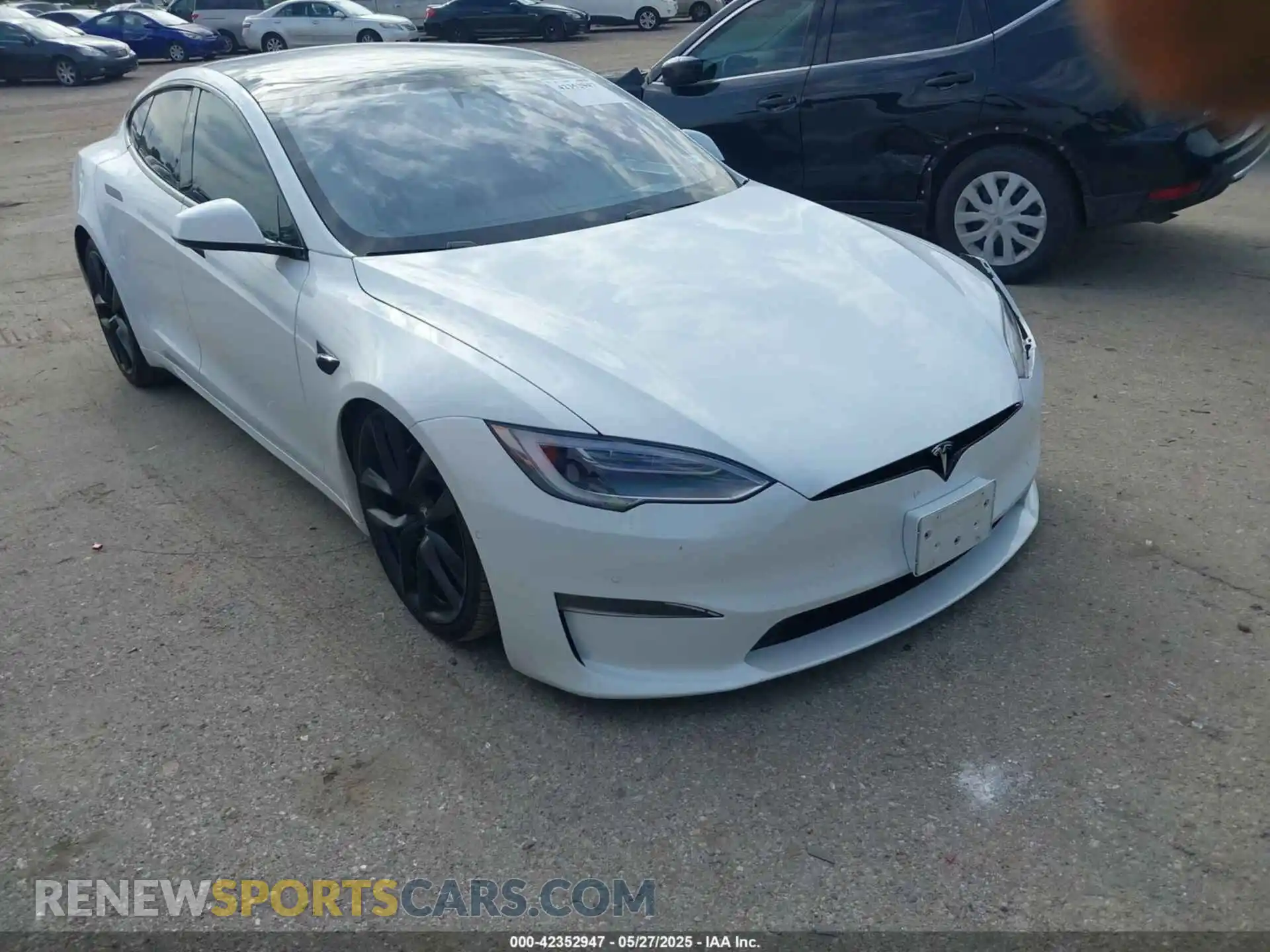 1 Фотография поврежденного автомобиля 5YJSA1E6XMF452747 TESLA MODEL S 2021