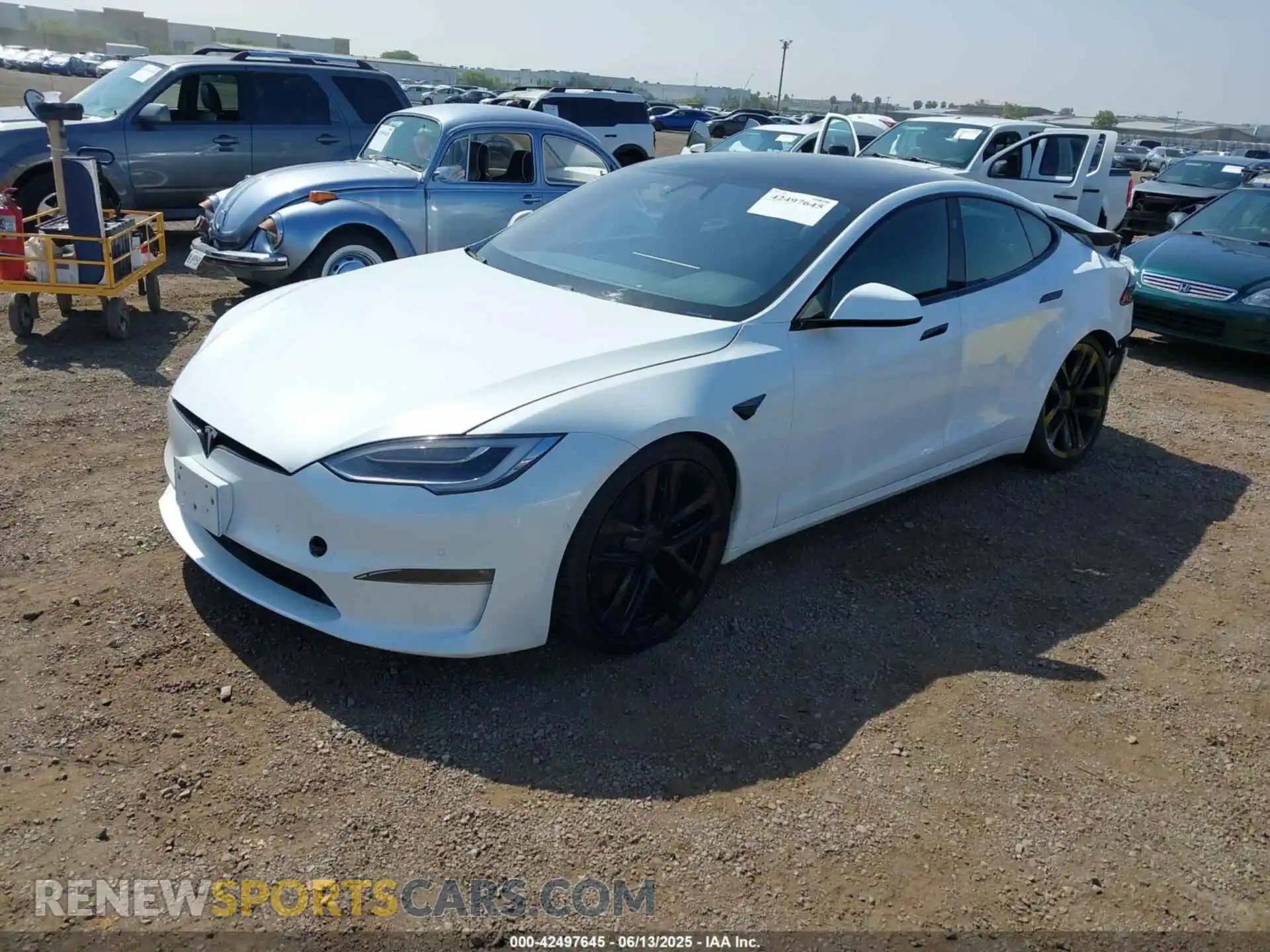2 Photograph of a damaged car 5YJSA1E50NF459084 TESLA MODEL S 2022