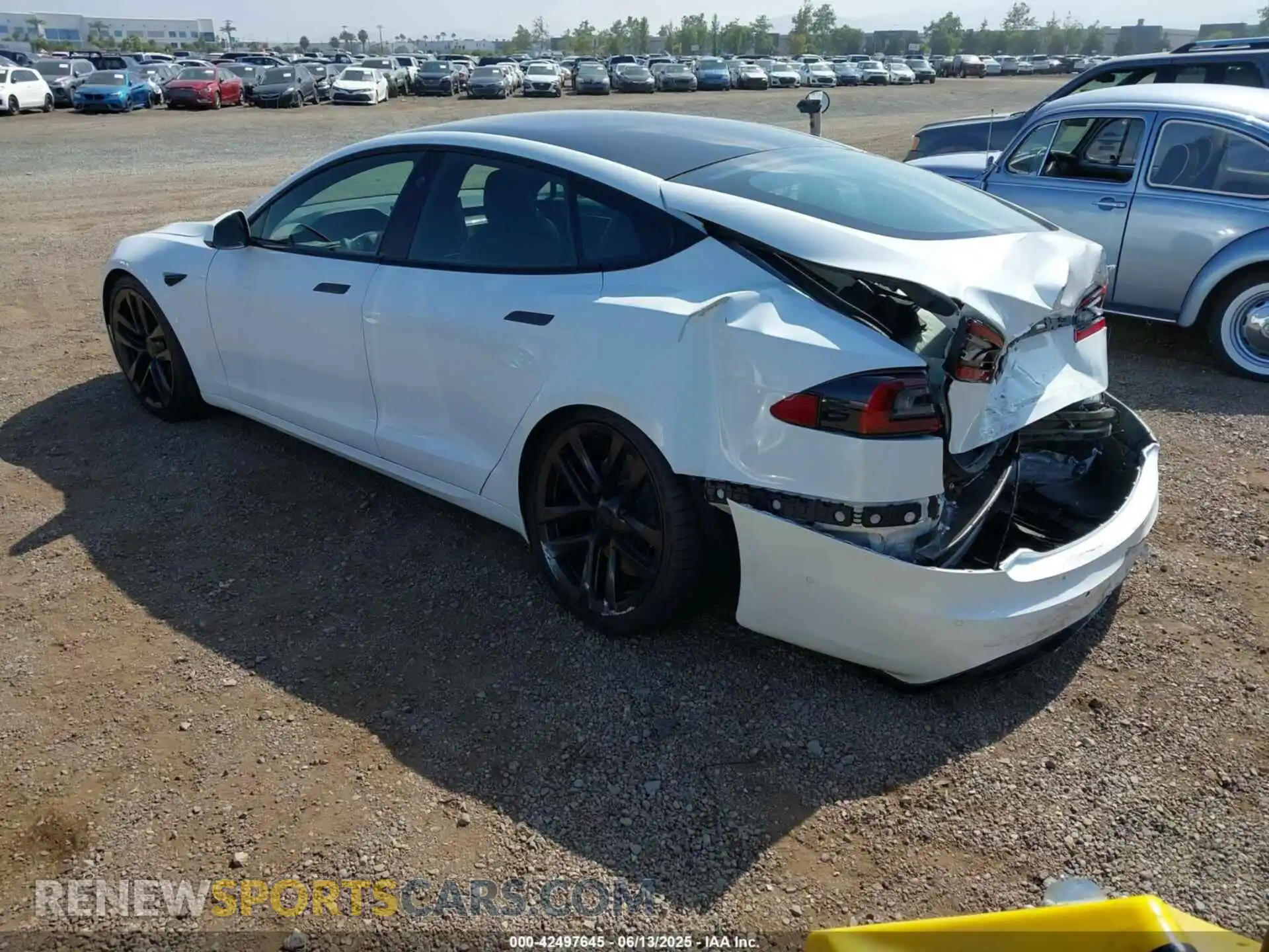 3 Photograph of a damaged car 5YJSA1E50NF459084 TESLA MODEL S 2022
