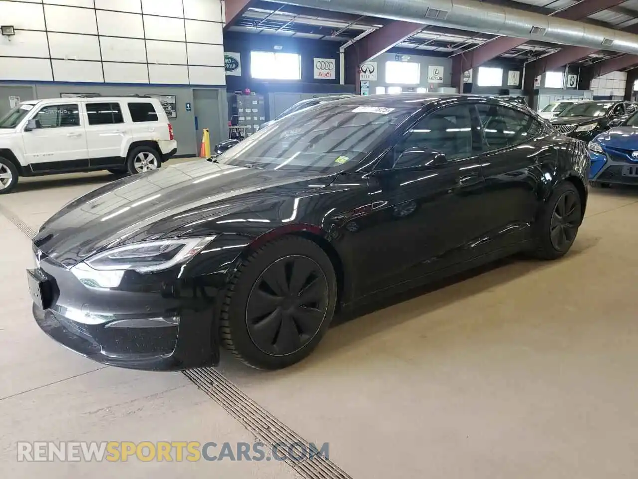 1 Photograph of a damaged car 5YJSA1E50NF470604 TESLA MODEL S 2022