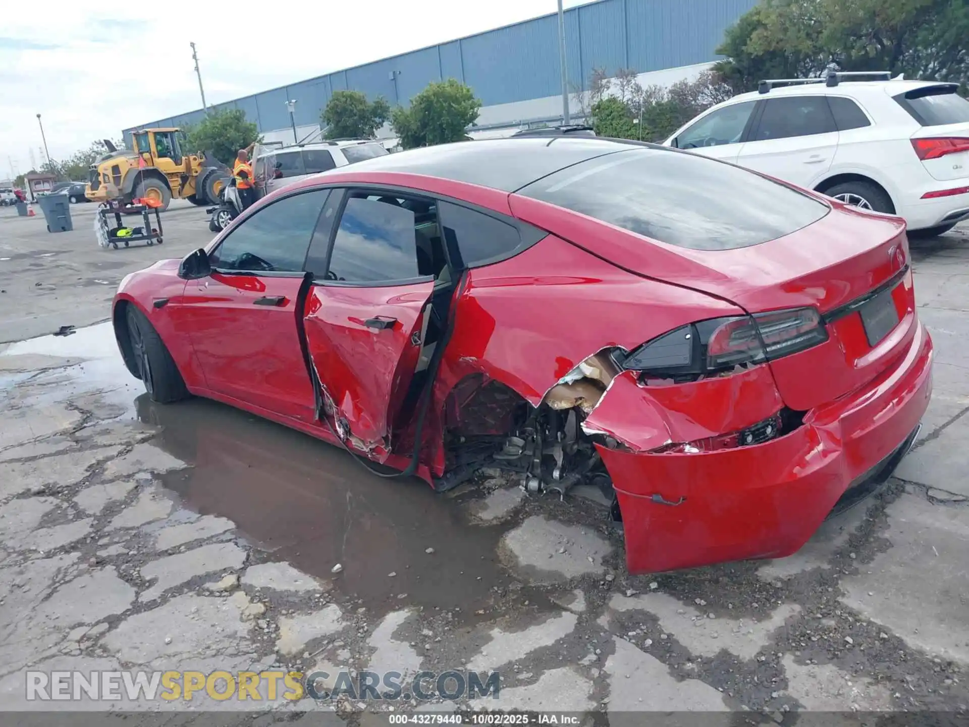 3 Photograph of a damaged car 5YJSA1E50NF475575 TESLA MODEL S 2022