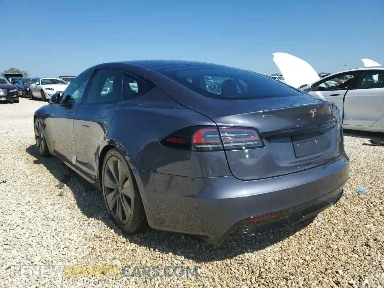 3 Photograph of a damaged car 5YJSA1E50NF476340 TESLA MODEL S 2022