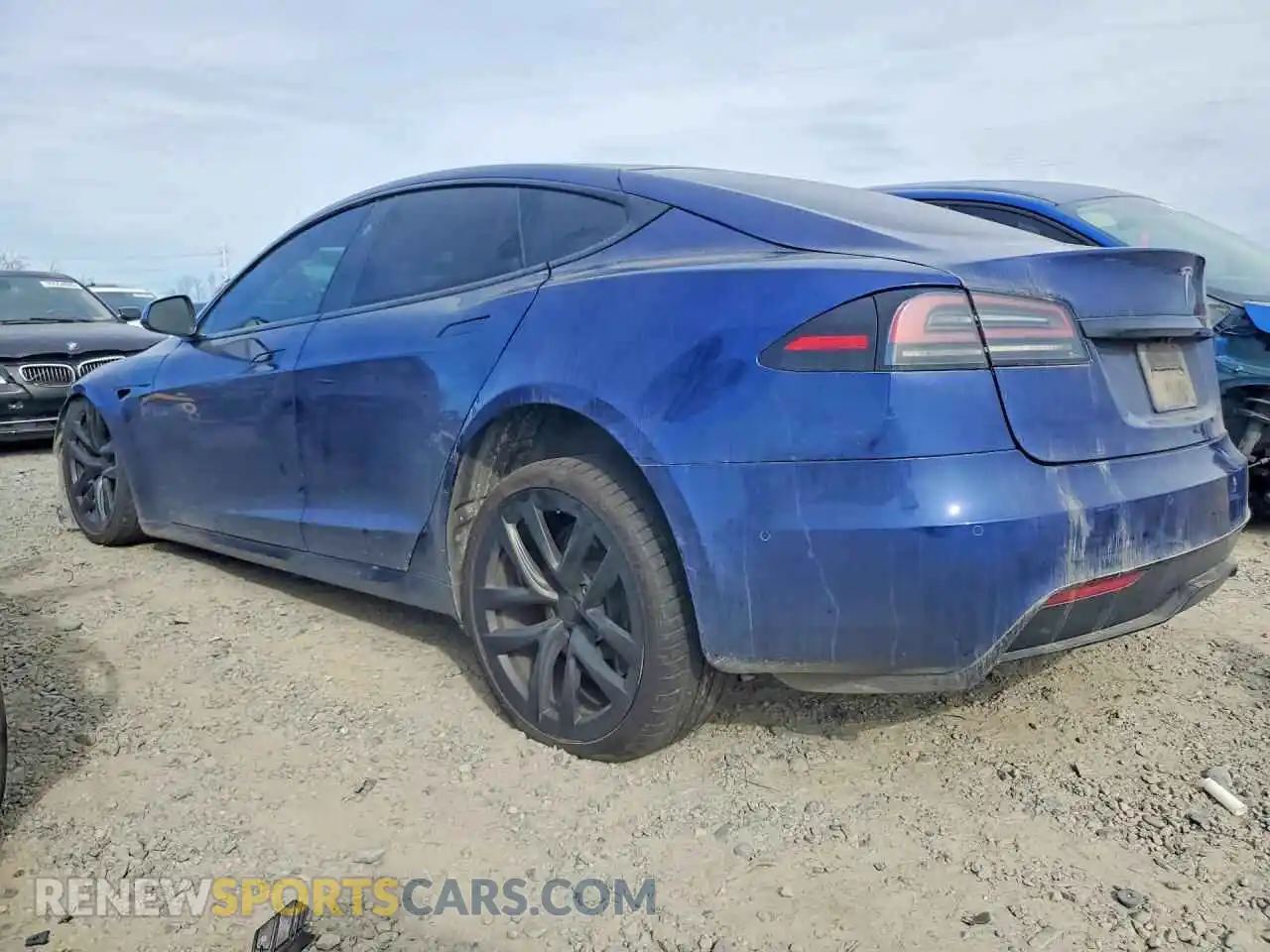 2 Photograph of a damaged car 5YJSA1E50NF493882 TESLA MODEL S 2022