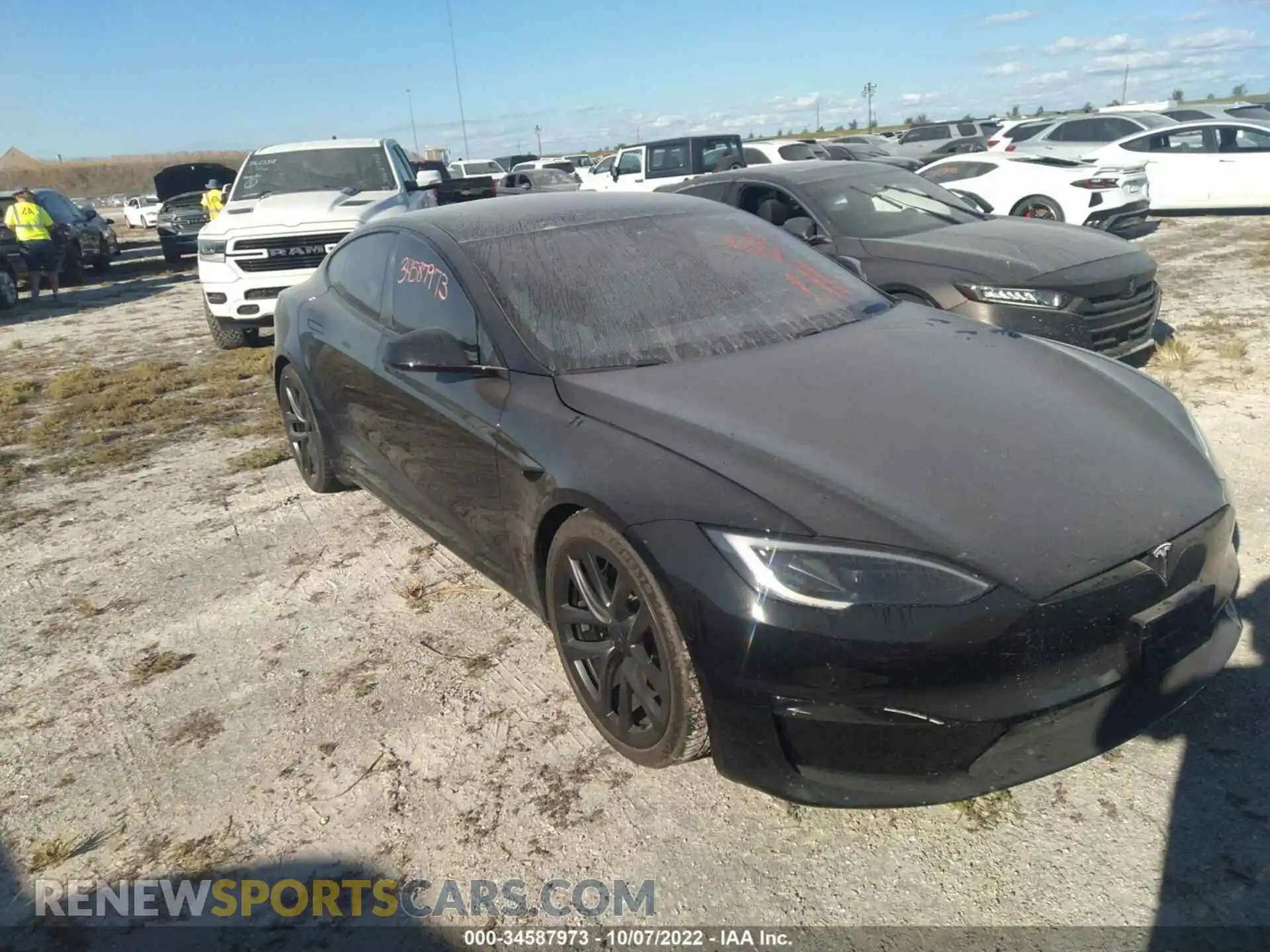 1 Photograph of a damaged car 5YJSA1E51NF486200 TESLA MODEL S 2022