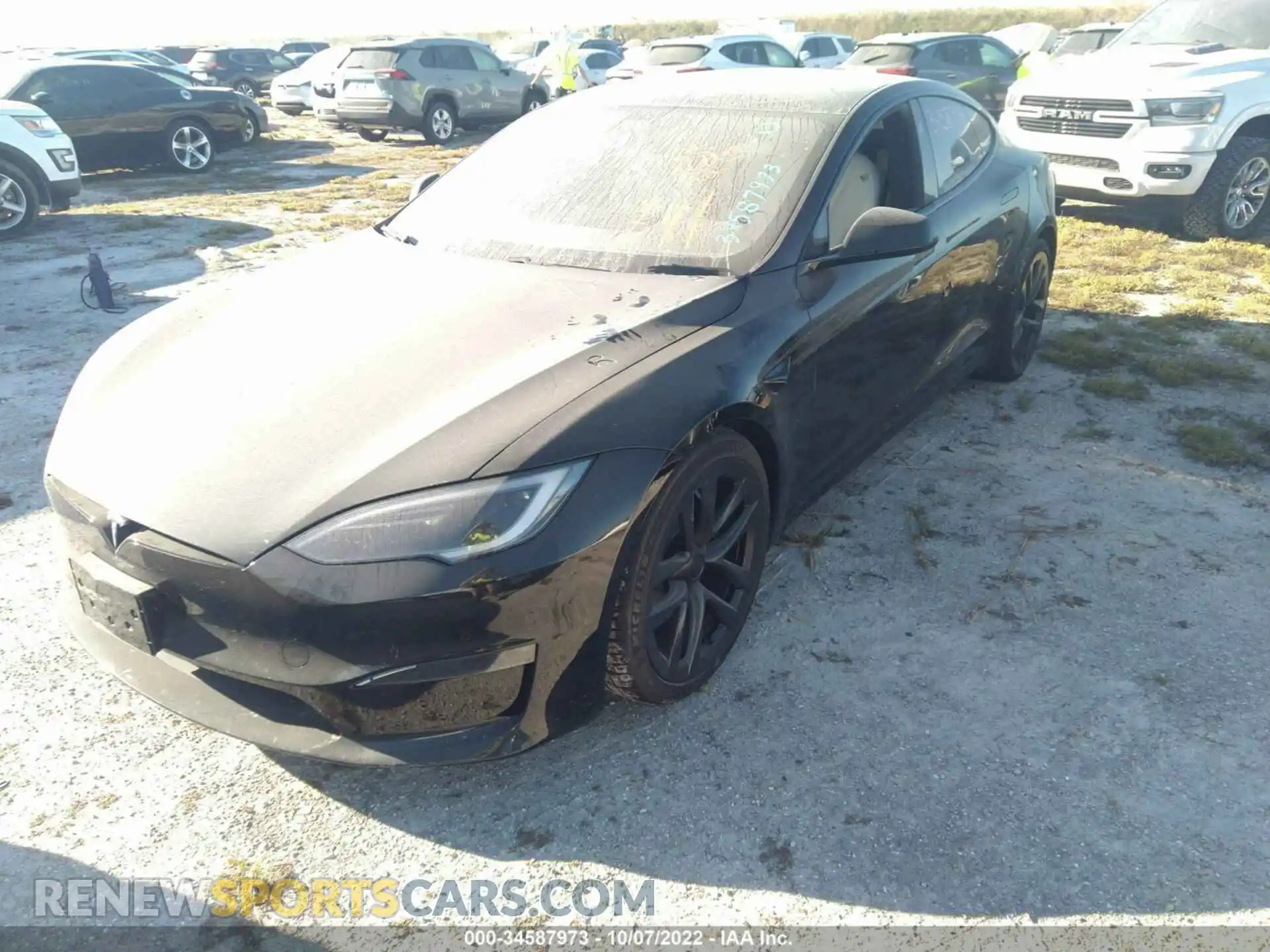 2 Photograph of a damaged car 5YJSA1E51NF486200 TESLA MODEL S 2022