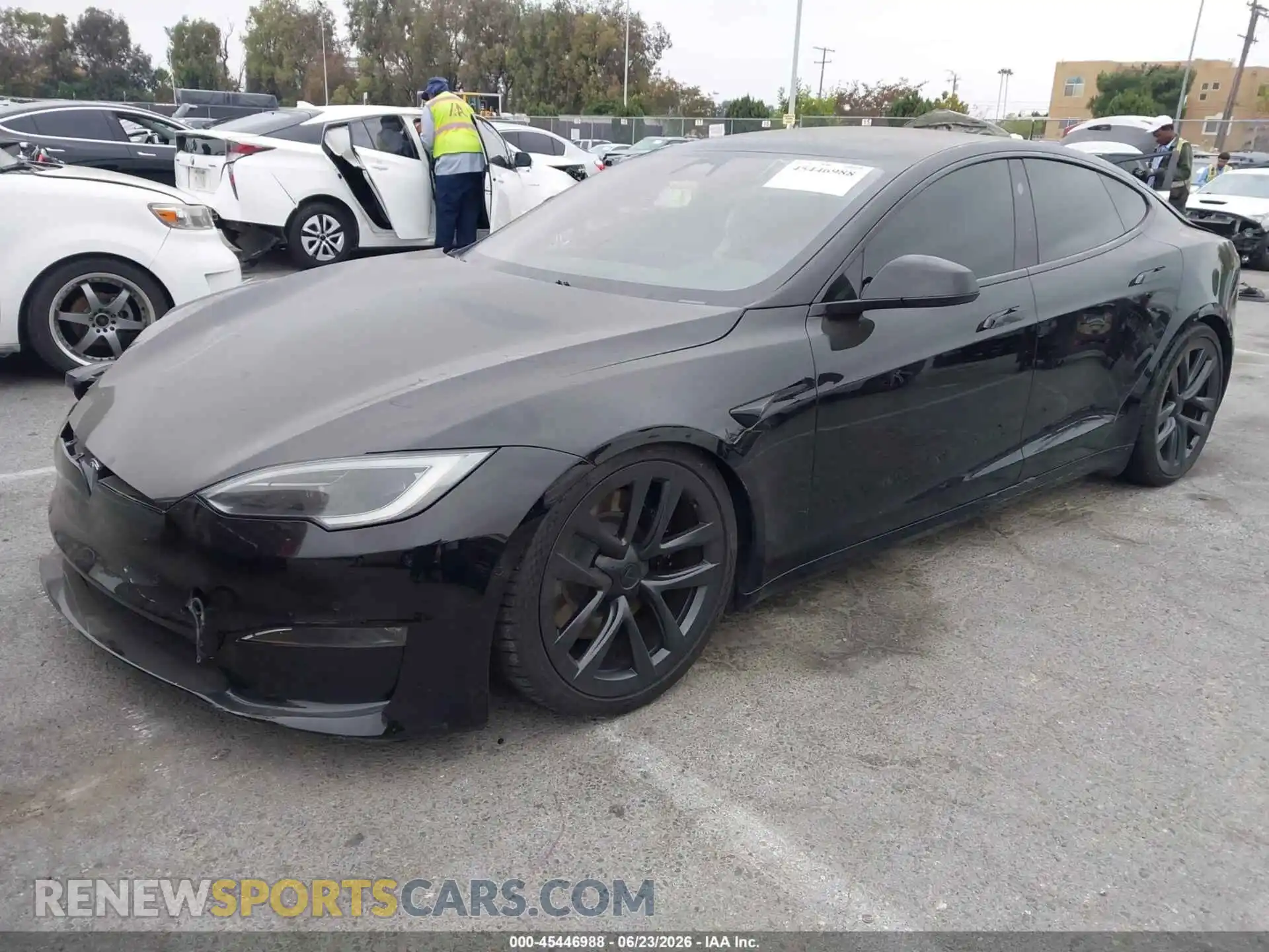 2 Photograph of a damaged car 5YJSA1E51NF493115 TESLA MODEL S 2022