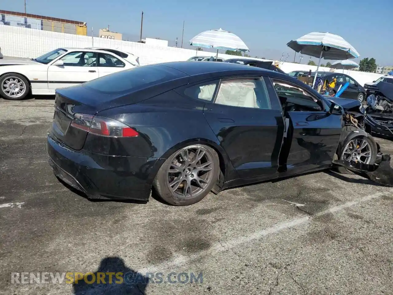 3 Photograph of a damaged car 5YJSA1E53NF463565 TESLA MODEL S 2022