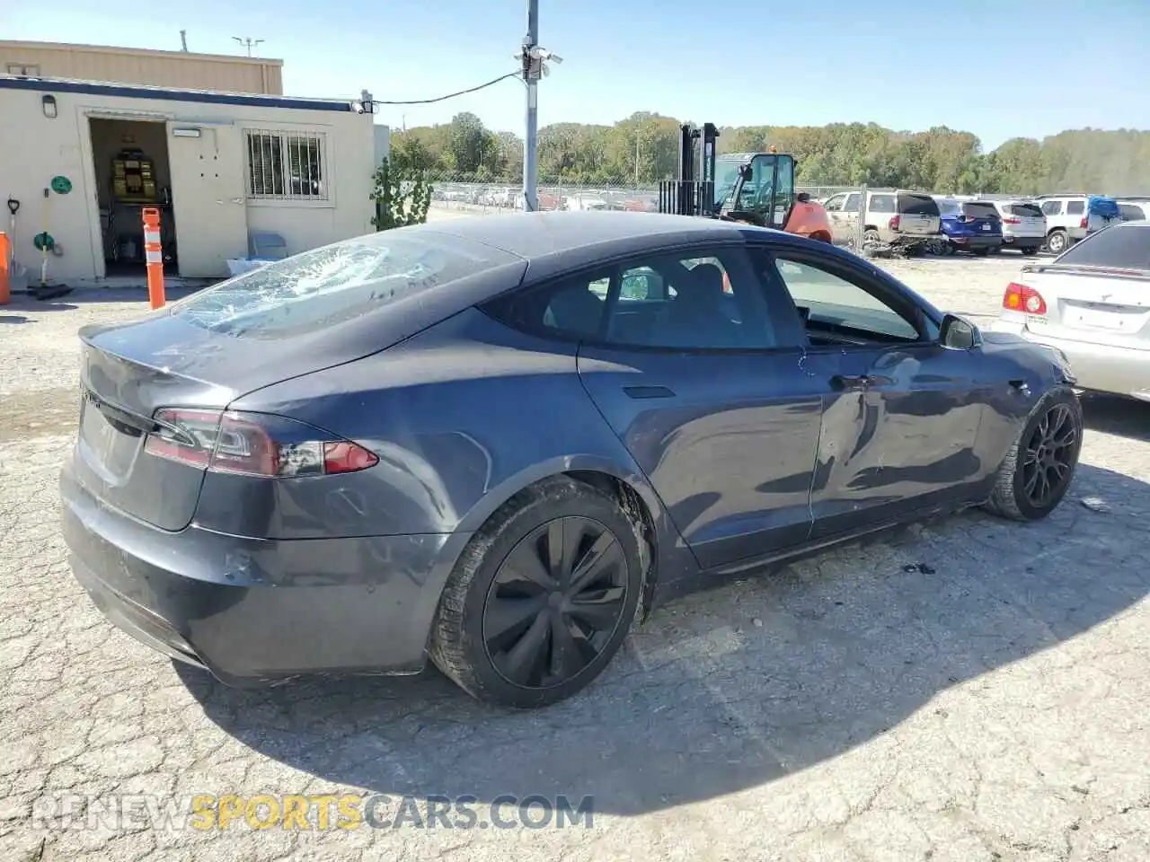 3 Photograph of a damaged car 5YJSA1E53NF471133 TESLA MODEL S 2022