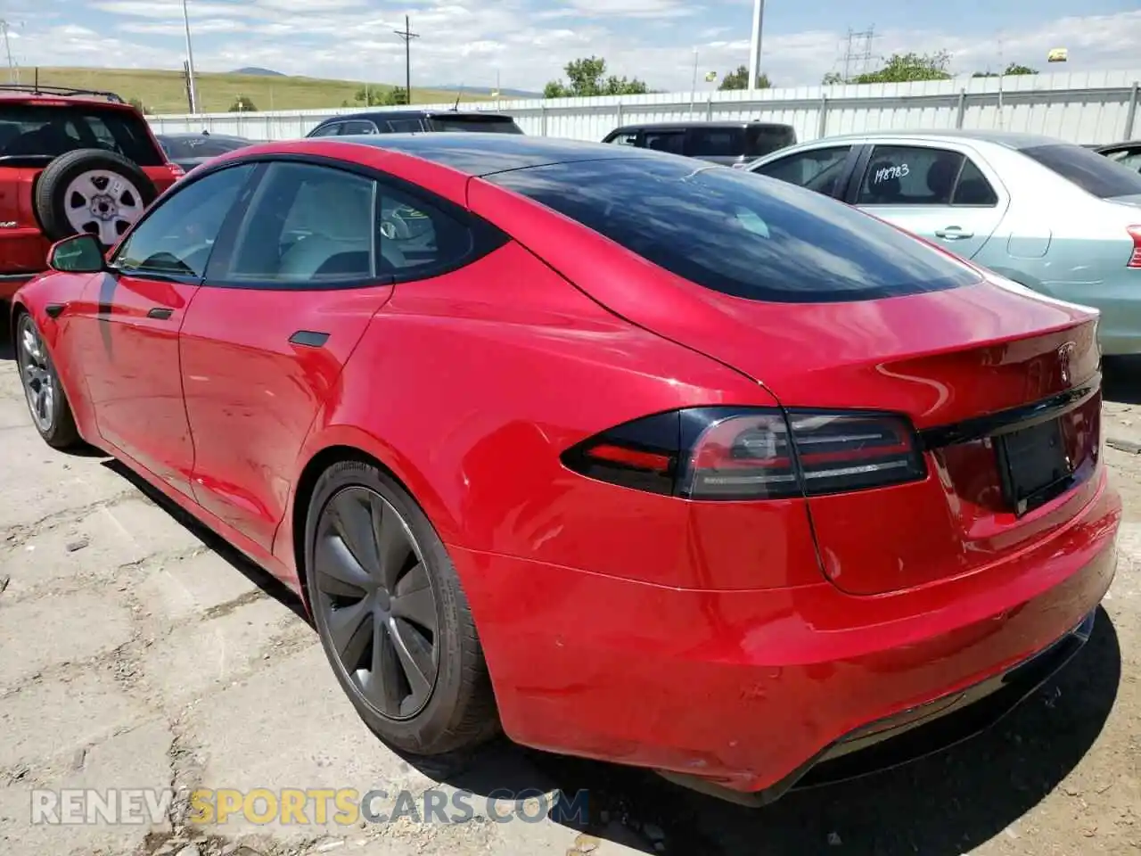 3 Photograph of a damaged car 5YJSA1E53NF473769 TESLA MODEL S 2022
