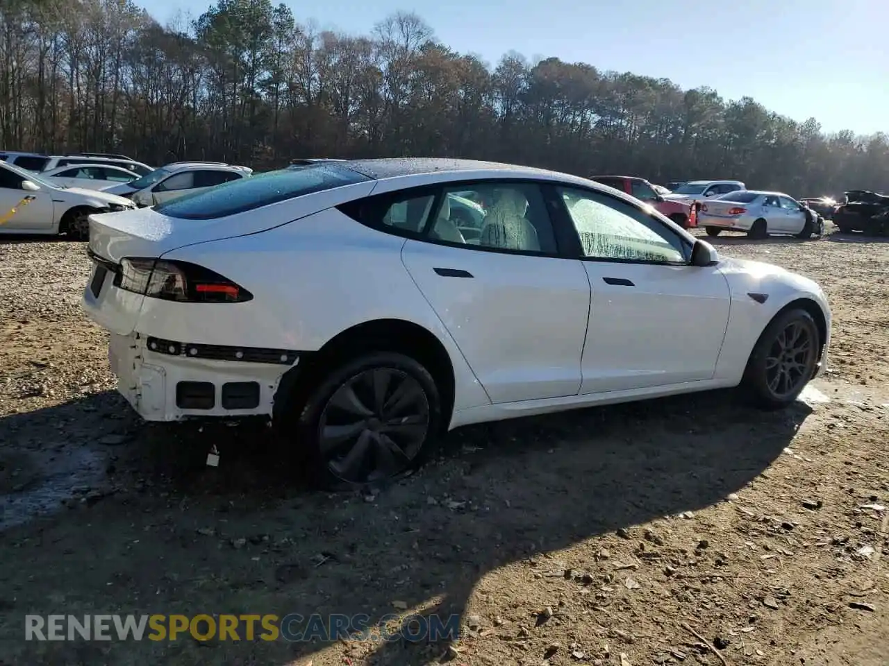 3 Photograph of a damaged car 5YJSA1E53NF478809 TESLA MODEL S 2022