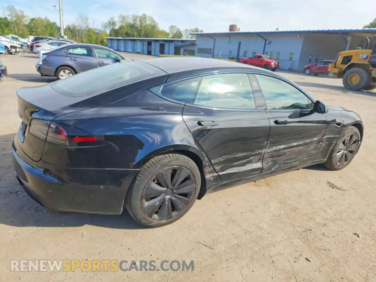 3 fotografías del automóvil dañado 5YJSA1E53NF490233 TESLA MODEL S 2022