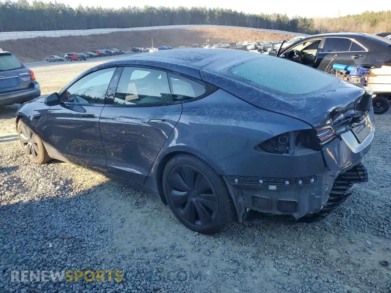 2 Photograph of a damaged car 5YJSA1E54NF479385 TESLA MODEL S 2022