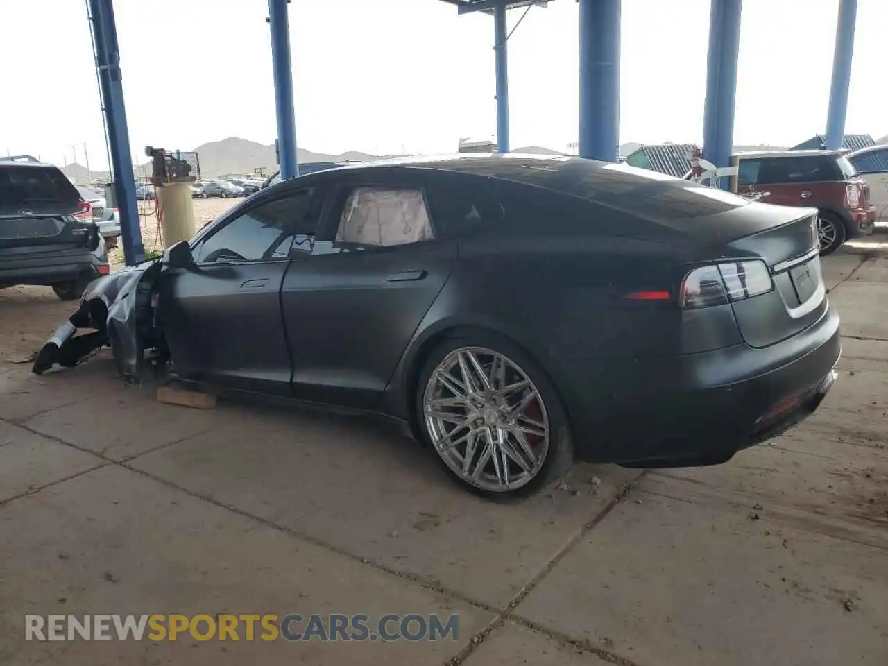 2 Photograph of a damaged car 5YJSA1E54NF484148 TESLA MODEL S 2022