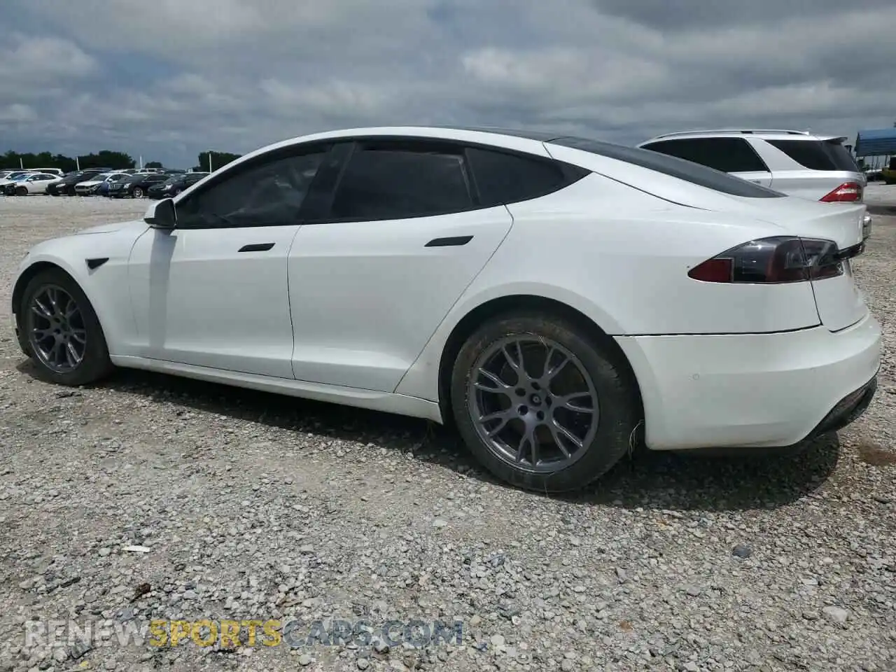 2 Photograph of a damaged car 5YJSA1E55NF469657 TESLA MODEL S 2022