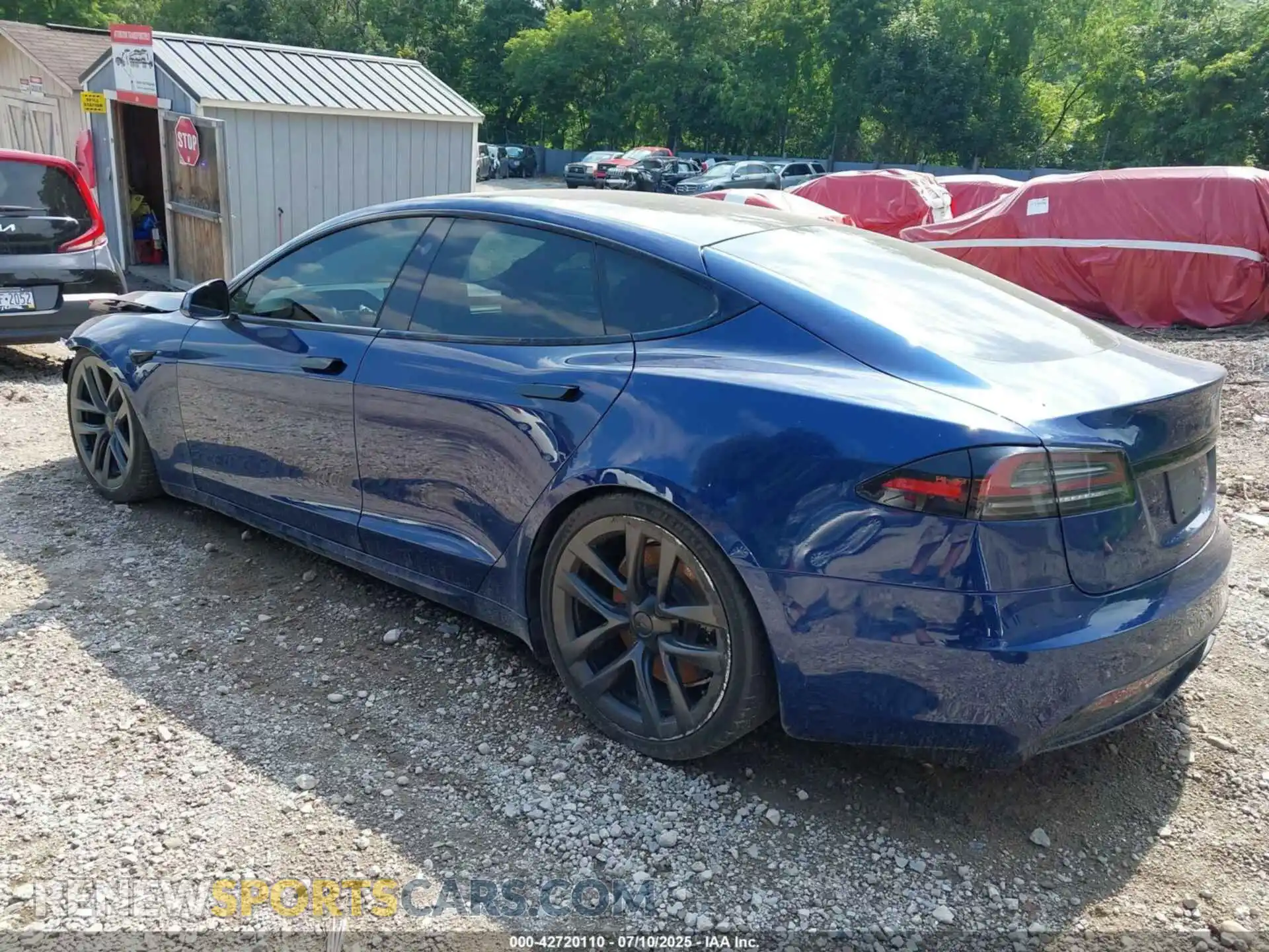 3 Photograph of a damaged car 5YJSA1E55NF486443 TESLA MODEL S 2022