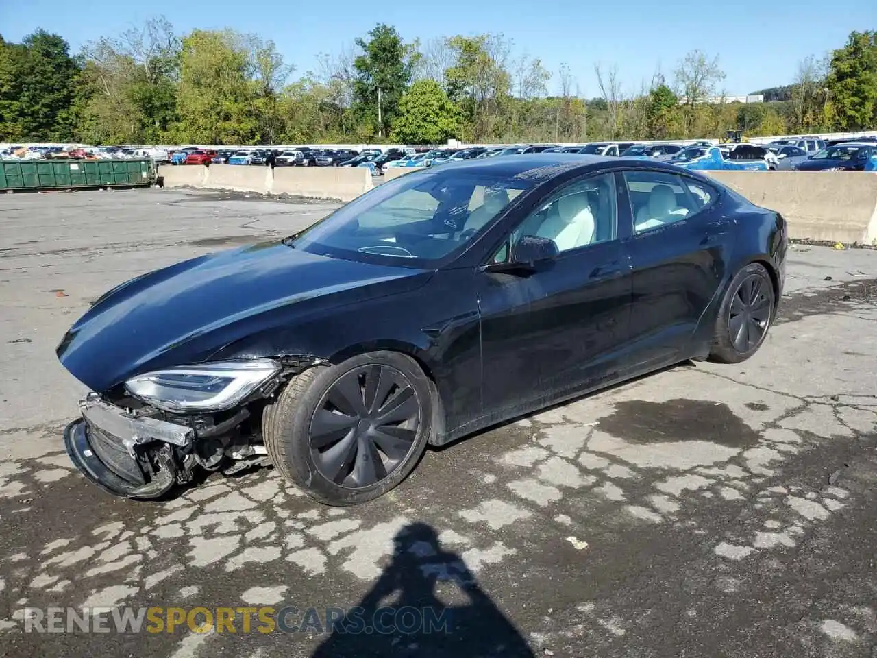 1 Photograph of a damaged car 5YJSA1E56NF467755 TESLA MODEL S 2022