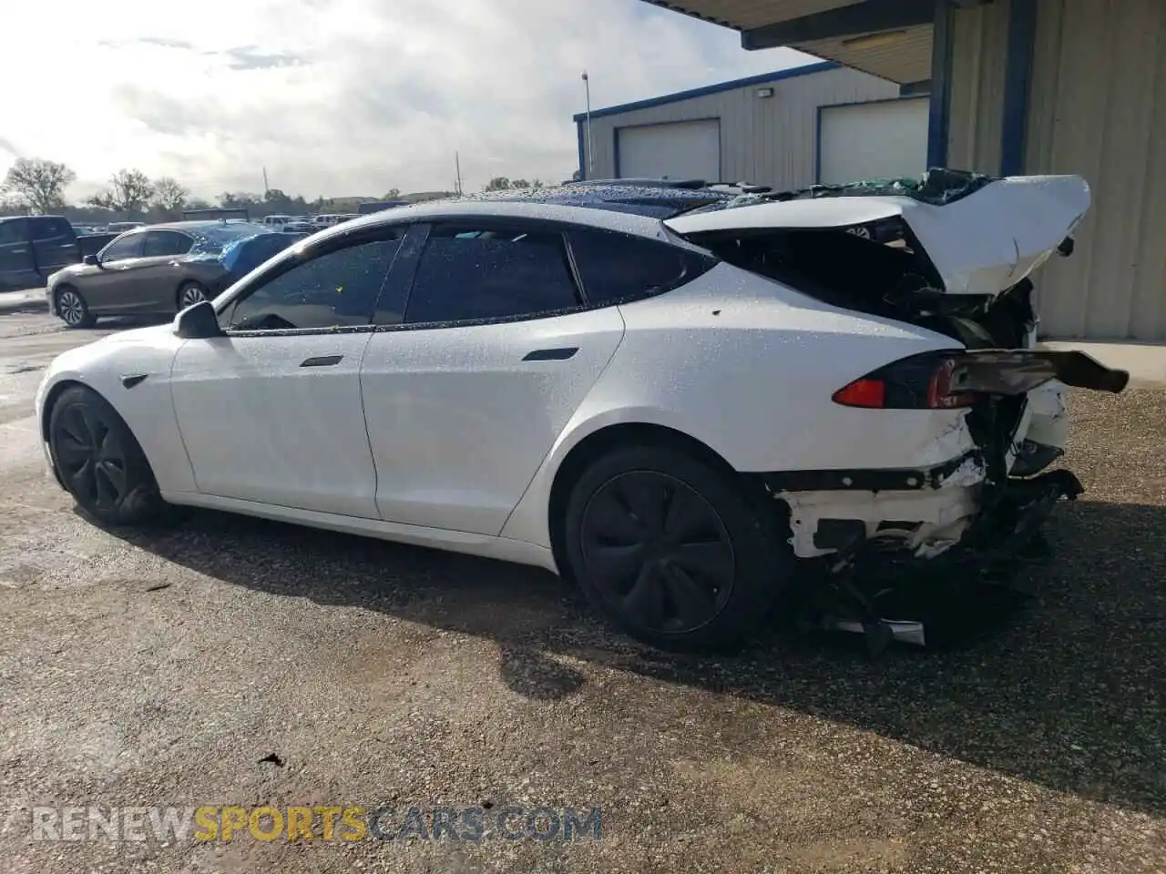 2 Photograph of a damaged car 5YJSA1E56NF471949 TESLA MODEL S 2022