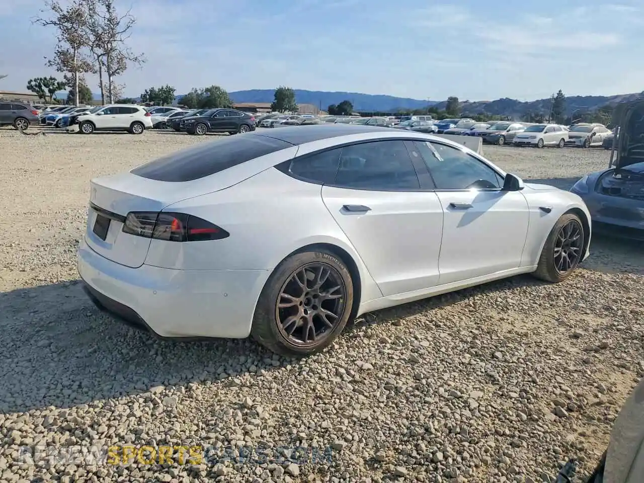 3 Фотография поврежденного автомобиля 5YJSA1E56NF493031 TESLA MODEL S 2022