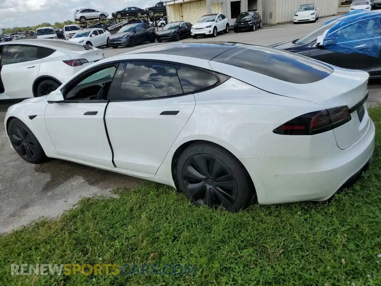 2 Photograph of a damaged car 5YJSA1E57NF487464 TESLA MODEL S 2022