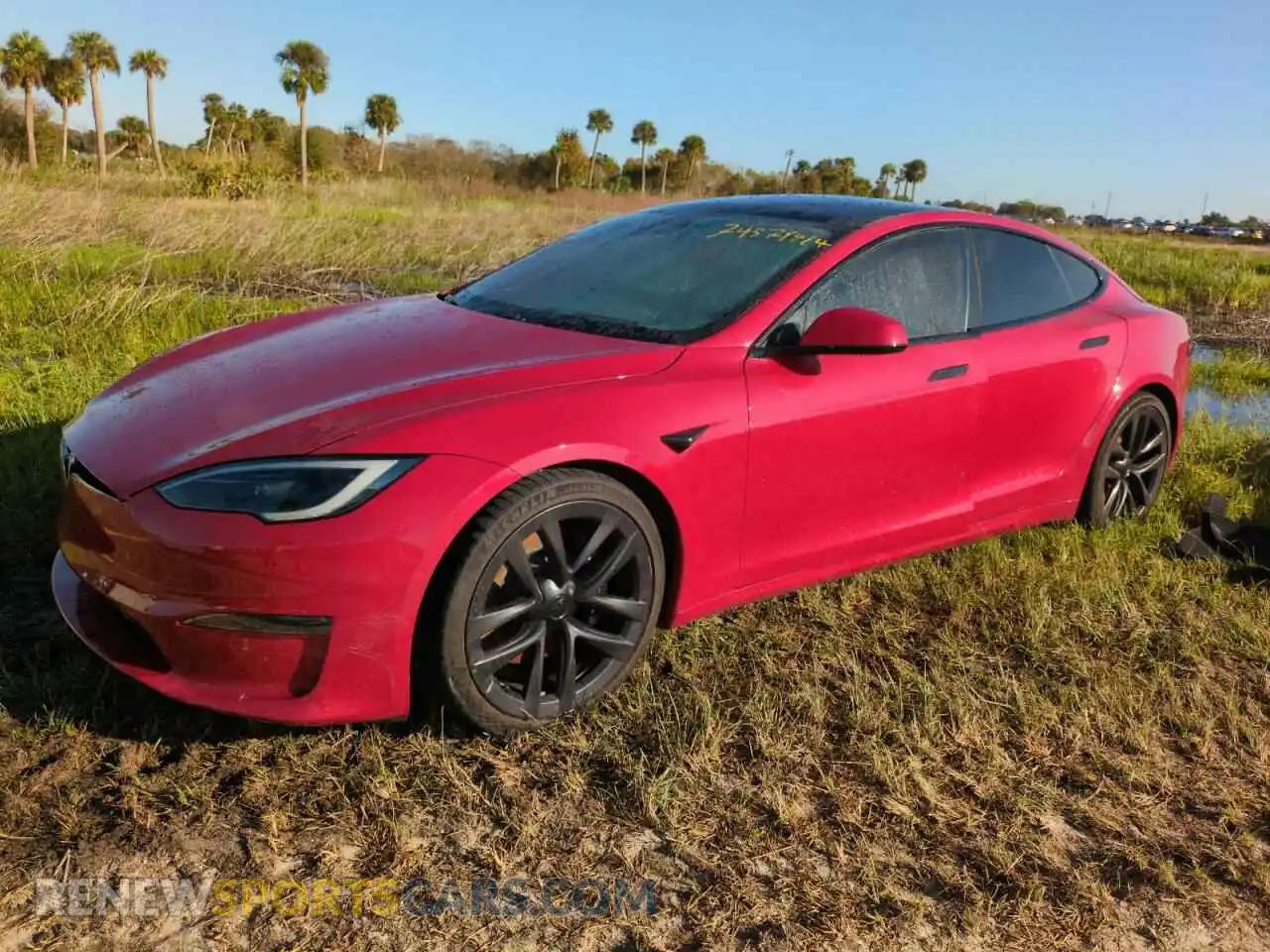 1 Photograph of a damaged car 5YJSA1E58NF488560 TESLA MODEL S 2022