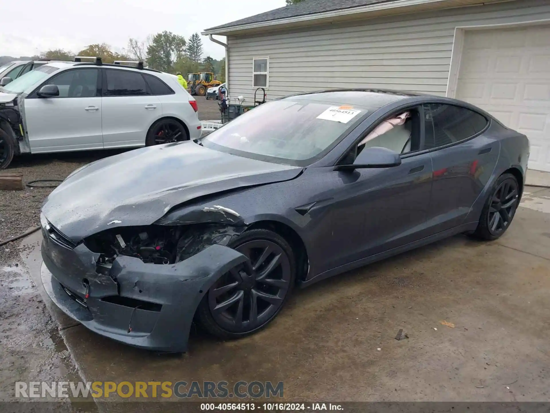 2 Photograph of a damaged car 5YJSA1E60NF461717 TESLA MODEL S 2022