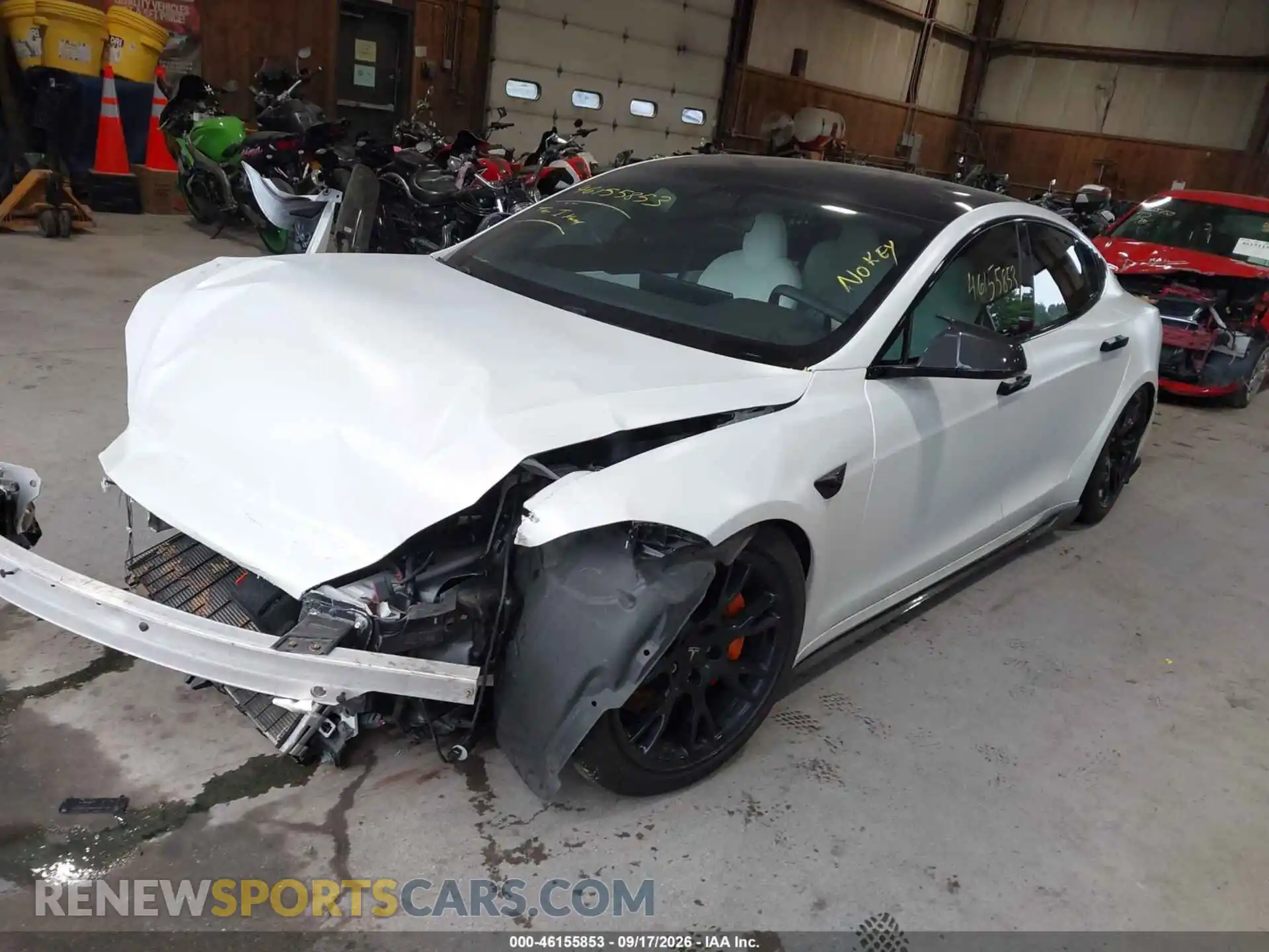 2 Photograph of a damaged car 5YJSA1E61NF460270 TESLA MODEL S 2022