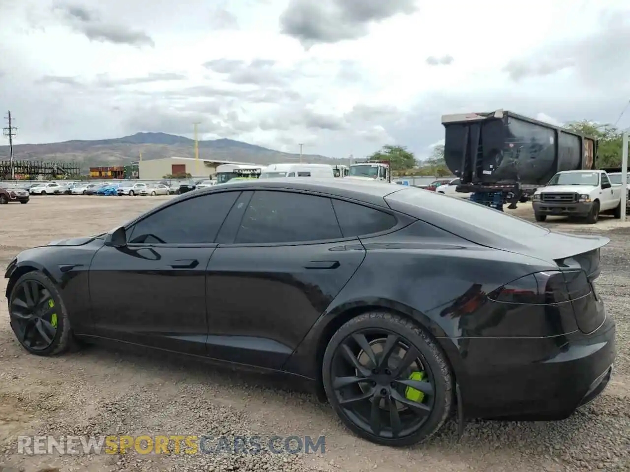 2 Photograph of a damaged car 5YJSA1E61NF486321 TESLA MODEL S 2022