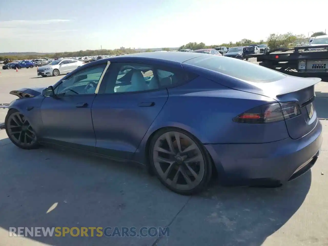 2 Photograph of a damaged car 5YJSA1E63NF472341 TESLA MODEL S 2022
