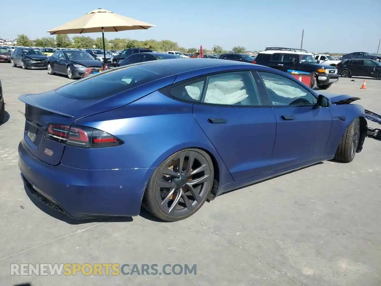 3 Photograph of a damaged car 5YJSA1E63NF472341 TESLA MODEL S 2022