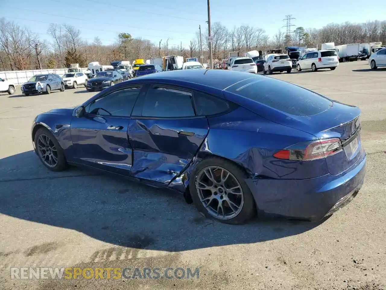 2 Photograph of a damaged car 5YJSA1E66NF462693 TESLA MODEL S 2022