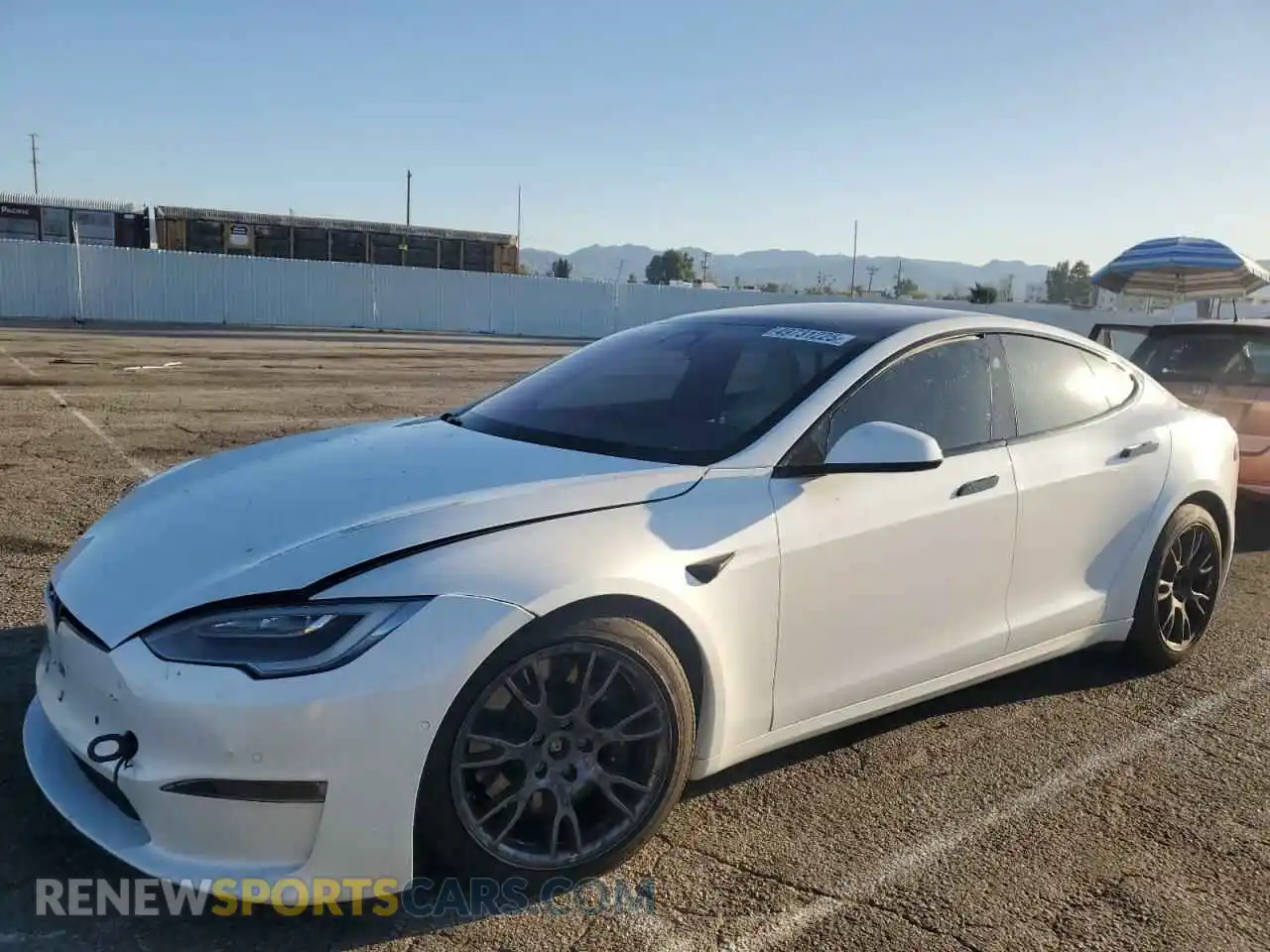 1 Photograph of a damaged car 5YJSA1E66NF467523 TESLA MODEL S 2022