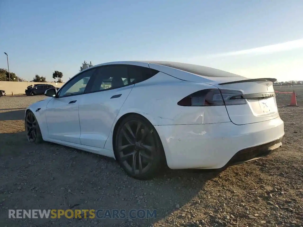 2 Photograph of a damaged car 5YJSA1E6XNF464771 TESLA MODEL S 2022