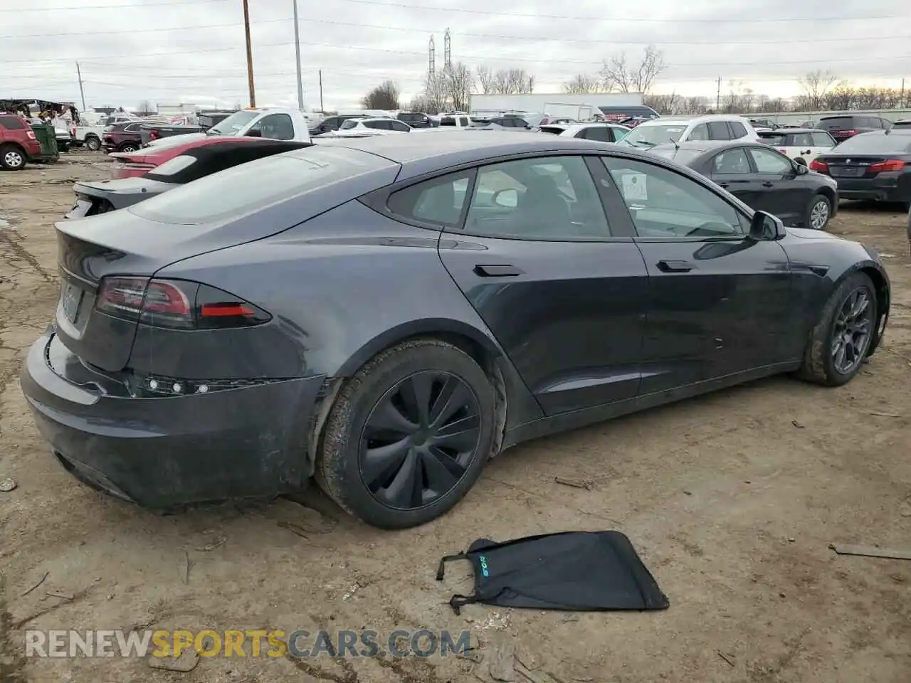3 Photograph of a damaged car 5YJSA1E50PF527841 TESLA MODEL S 2023