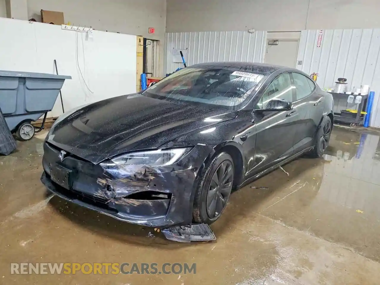 1 Photograph of a damaged car 5YJSA1E52PF501886 TESLA MODEL S 2023