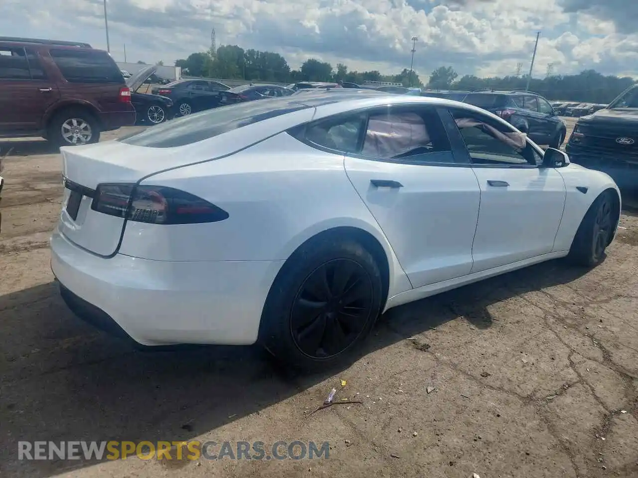 3 Photograph of a damaged car 5YJSA1E56PF512275 TESLA MODEL S 2023