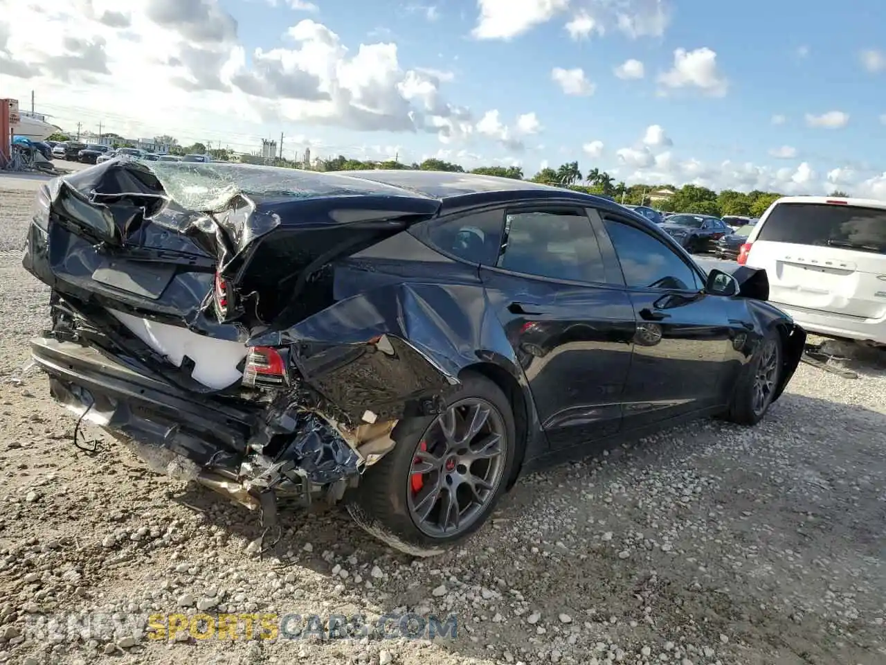3 Фотография поврежденного автомобиля 5YJSA1E64PF513465 TESLA MODEL S 2023