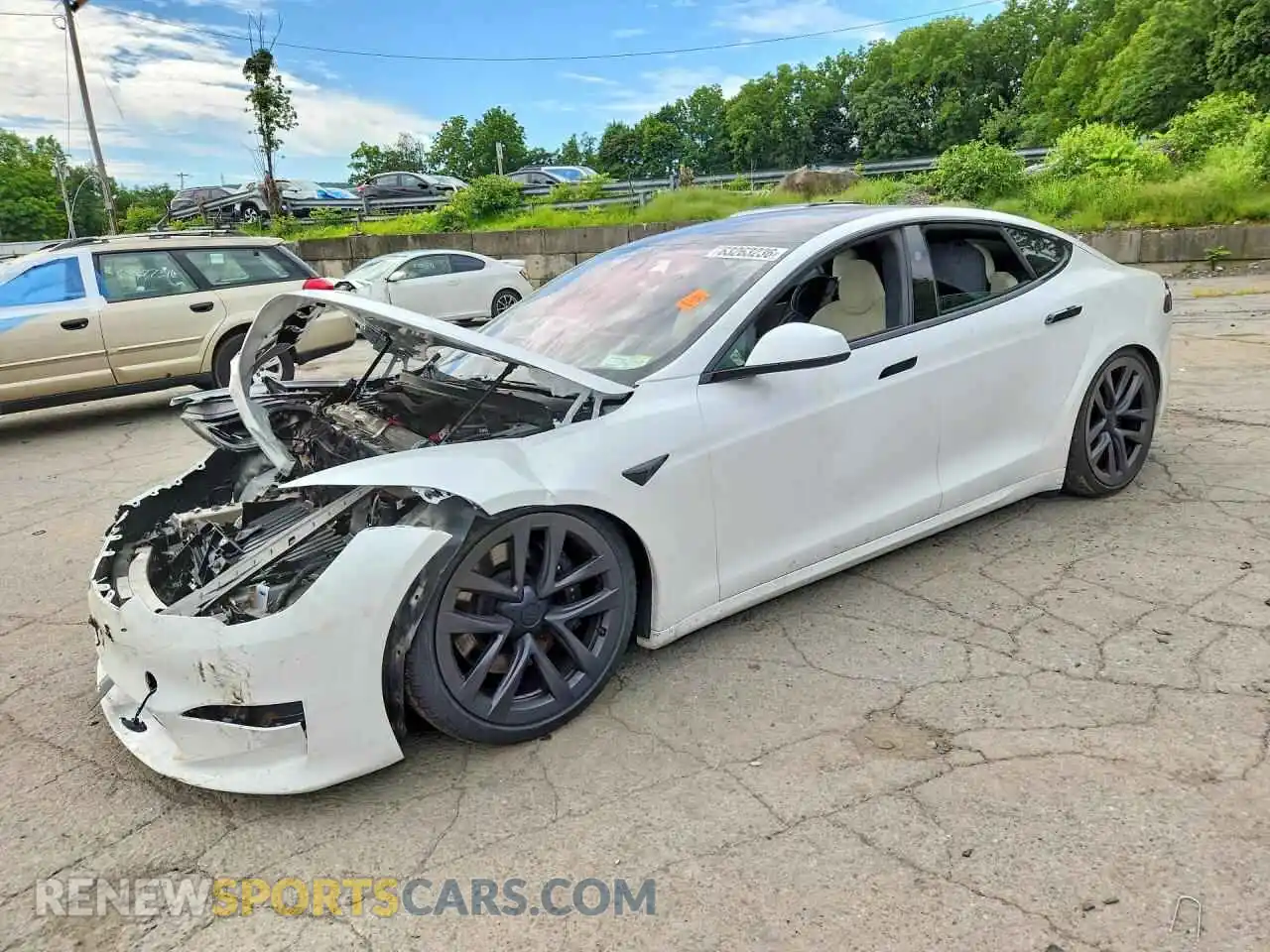 1 Photograph of a damaged car 5YJSA1E50RF537062 TESLA MODEL S 2024