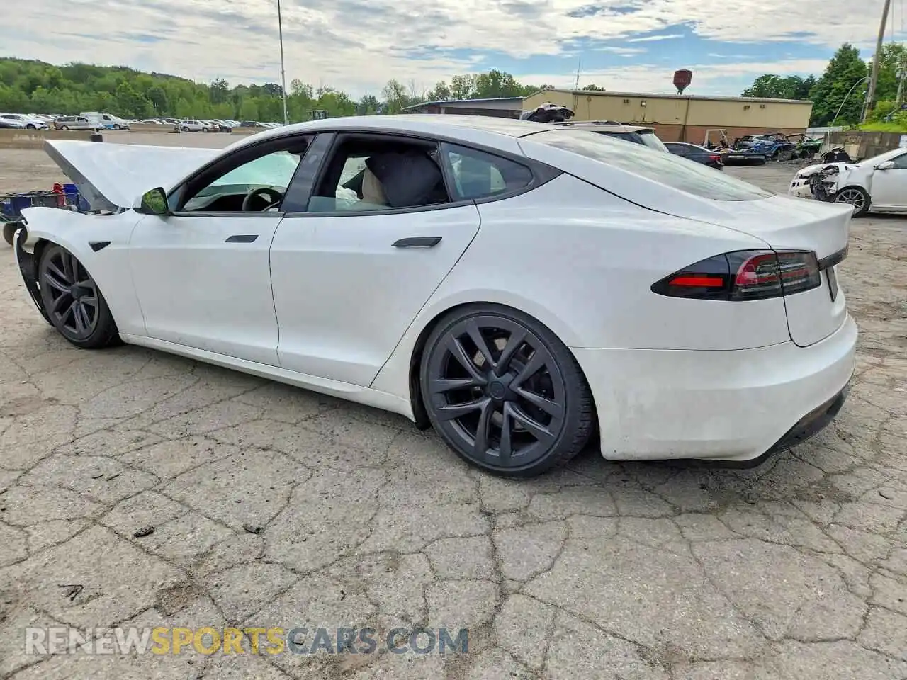 2 Photograph of a damaged car 5YJSA1E50RF537062 TESLA MODEL S 2024