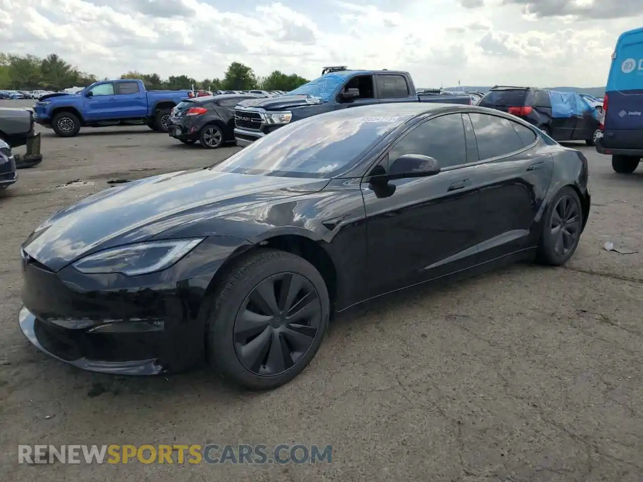 1 Photograph of a damaged car 5YJSA1E52RF532784 TESLA MODEL S 2024