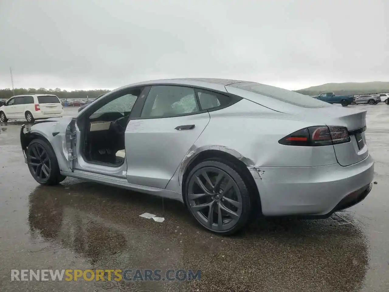 2 Photograph of a damaged car 5YJSA1E53RF542174 TESLA MODEL S 2024