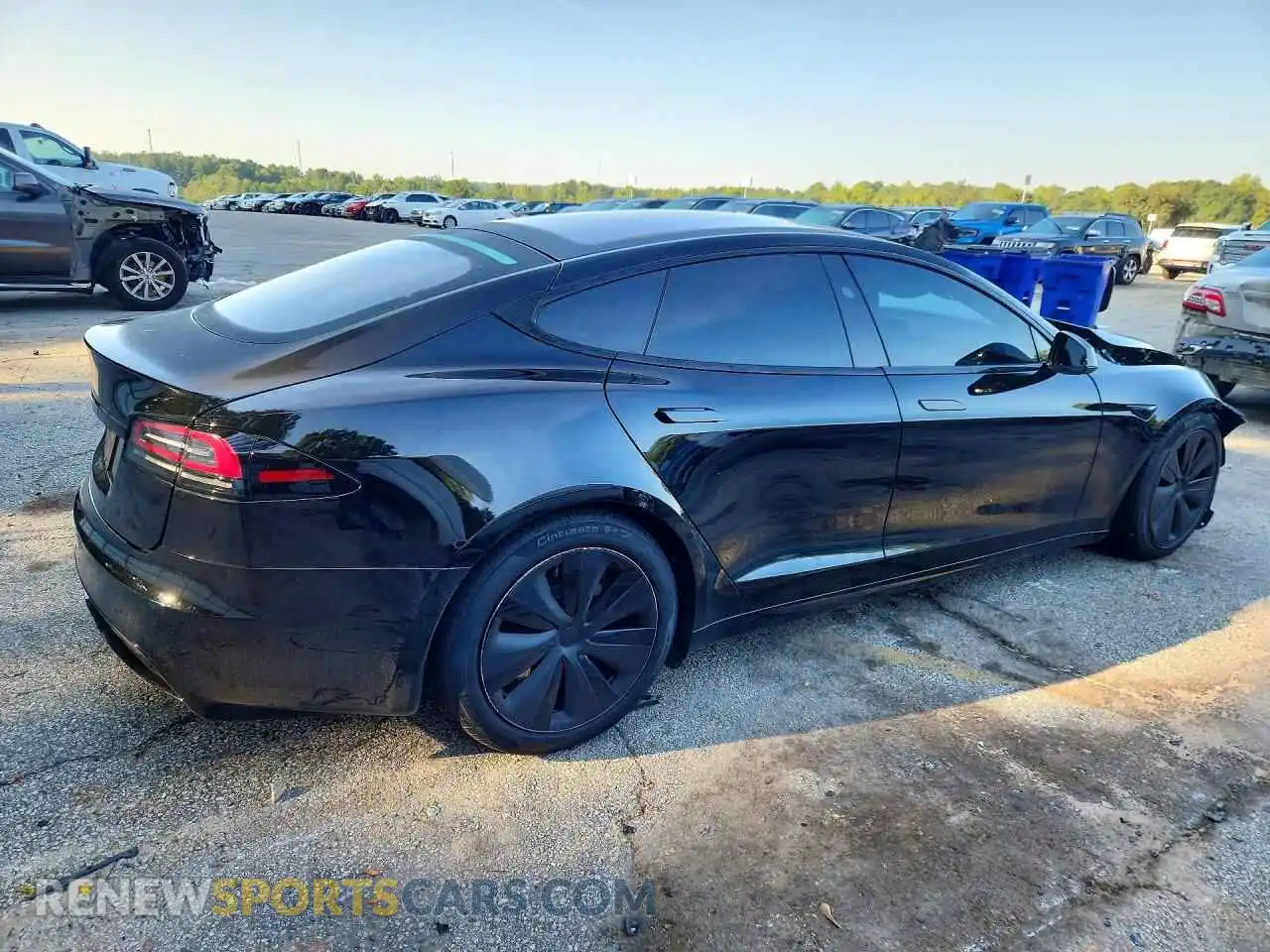 3 Photograph of a damaged car 5YJSA1E59RF536640 TESLA MODEL S 2024
