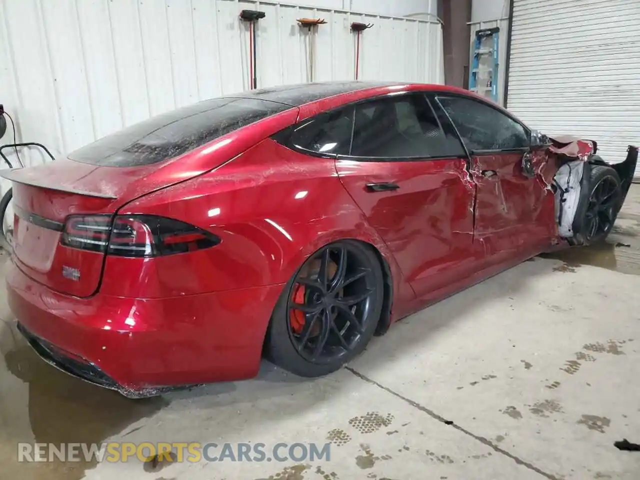 3 Photograph of a damaged car 5YJSA1E66RF538449 TESLA MODEL S 2024