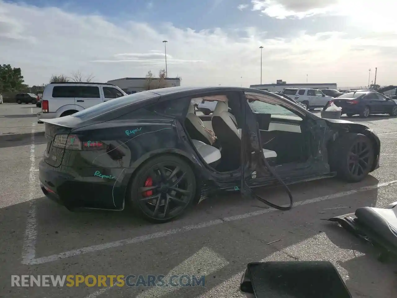 3 Фотография поврежденного автомобиля 5YJSA1E69RF533097 TESLA MODEL S 2024